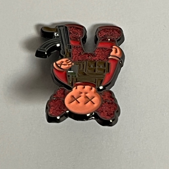 Kaws Glitter Gun Enamel Pin Hat Red Pins Hats Hatpin New Era Cap Brooch  Bag - Picture 5 of 8